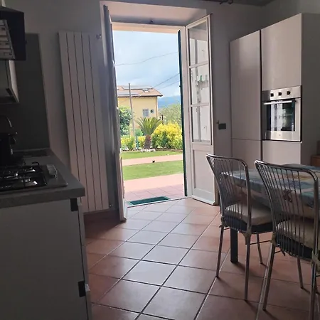 Sole Giardino Apartment Bocca di Magra